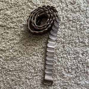 Elegant Brown Belt with Sophisticated Design